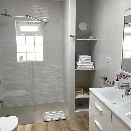 펜션 Orquidea With Private Garden